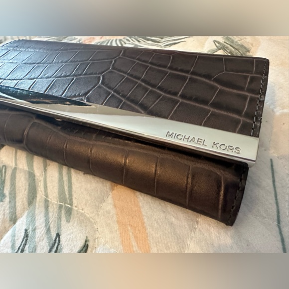 Michael Kors Handbags - Michael Kors Wallet NWT